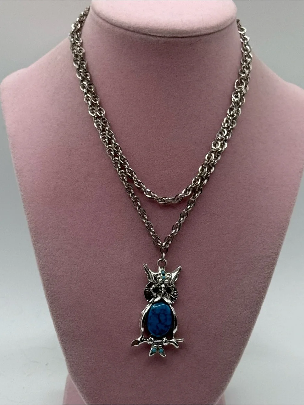 Silver tone Owl Pendant Necklace with Blue Stone